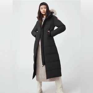 LISTING LIVE 12/1 Mystique Parka Heritage Fusion Fit Medium